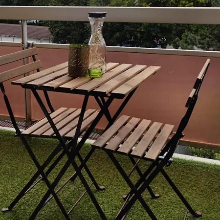 Avec Garage Proche Du Centre-ville Апартаменты *